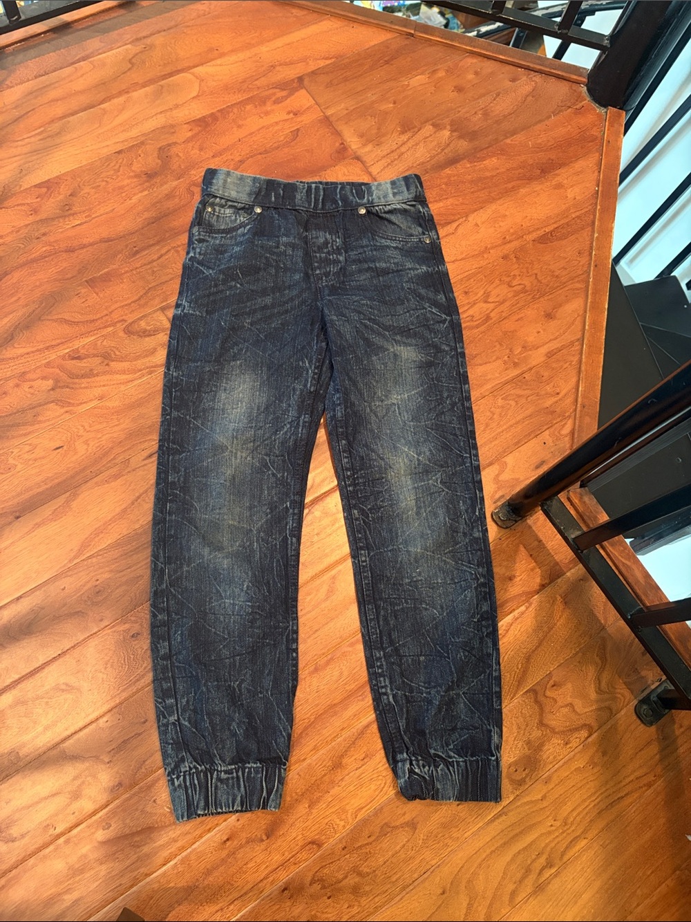 Akademiks Kids Bleach Washed Denim Jogger Jeans Size 10